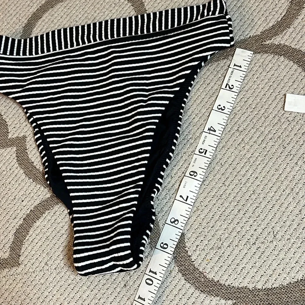 Seafolly high leg in black and white stripe high waisted bikini bottom, size 6